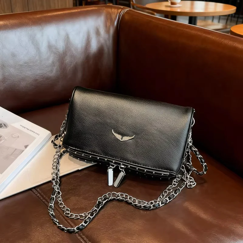 Amelia - Adjustable Chain Strap Handbag With Zipper - Image 6