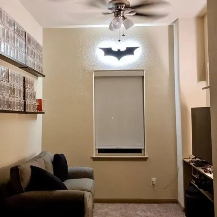 BatGlow – Wireless LED Wall Lamp with Batwings - Image 2
