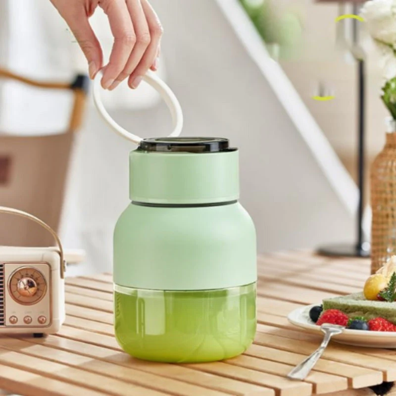BlendMate – Portable Fruit Smoothie Blender with Rechargeable Battery - Image 4
