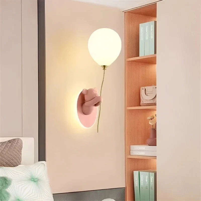 BrightPaws – LED Wall Lamp Bear with Balloon Design - Image 6