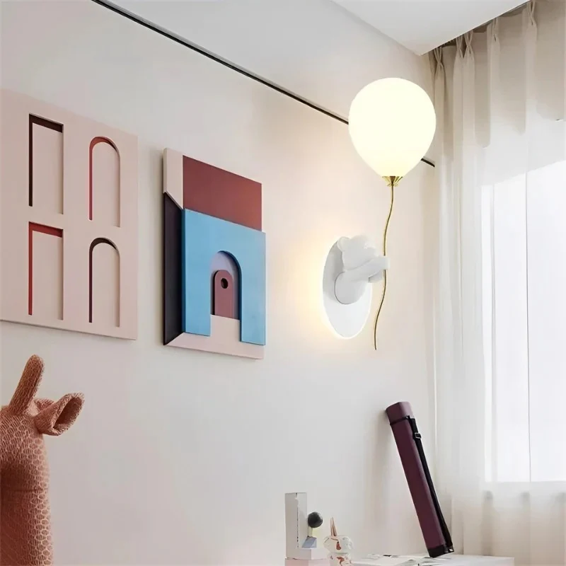 BrightPaws – LED Wall Lamp Bear with Balloon Design - Image 7