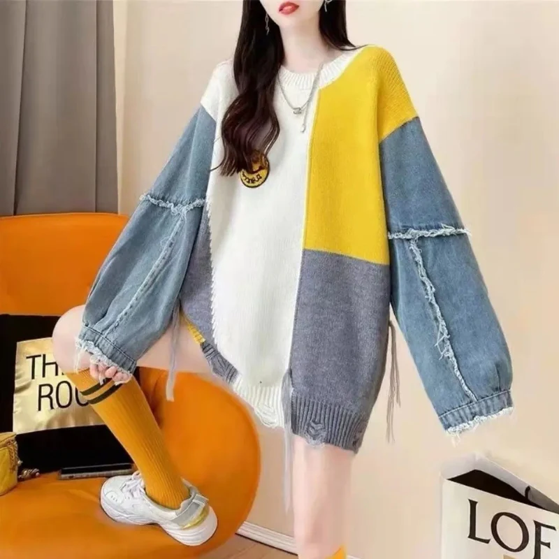 Clara – Long Sleeve Sweater with Ribbed Hem - Image 5