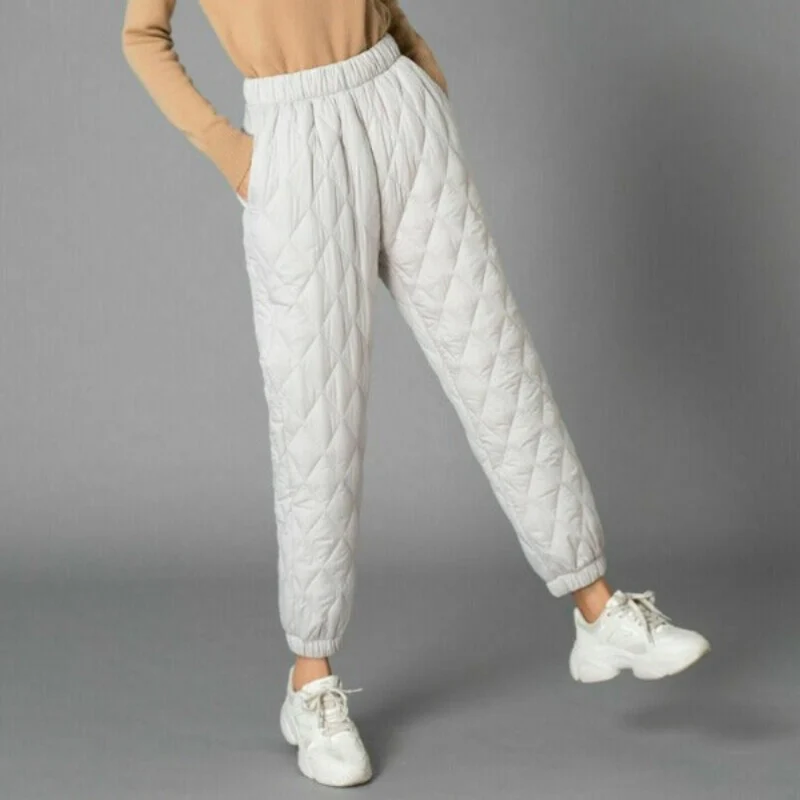 Clara – Women's Wide-Leg Pants with Quilted Pattern - Image 9