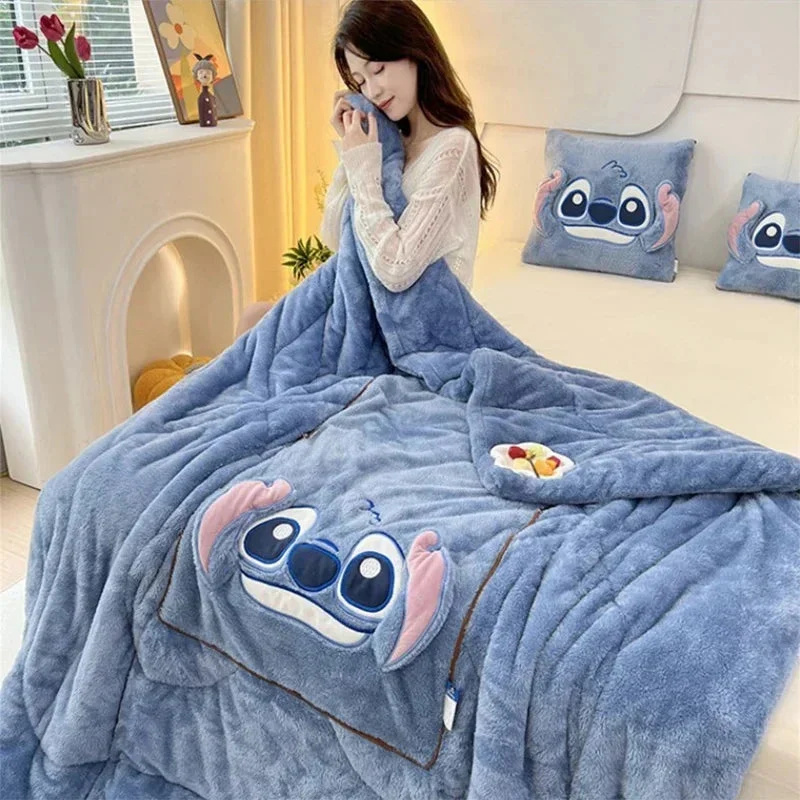 CozyNest – Playful Design Blanket and Pillow Set - Image 7