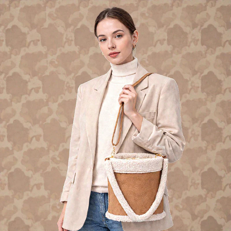 Darcy – Bucket Bag with Adjustable Shoulder Strap - Image 5