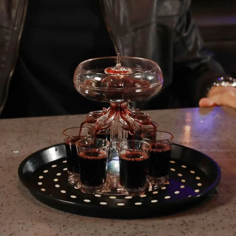 DrikBend – Glass Set with Smart Dispenser - Image 3