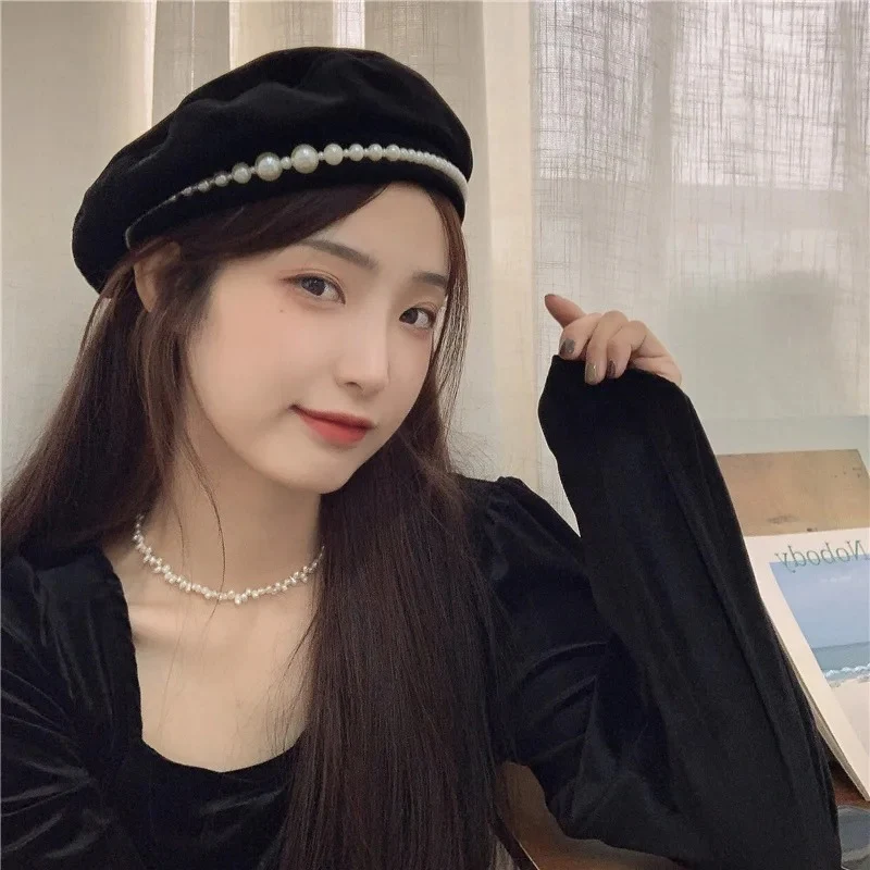 Ella – Round Beret Hat with Pearl Details - Image 3