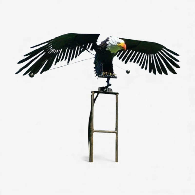 FeatherCharm – Decorative bird statue with a refined design
