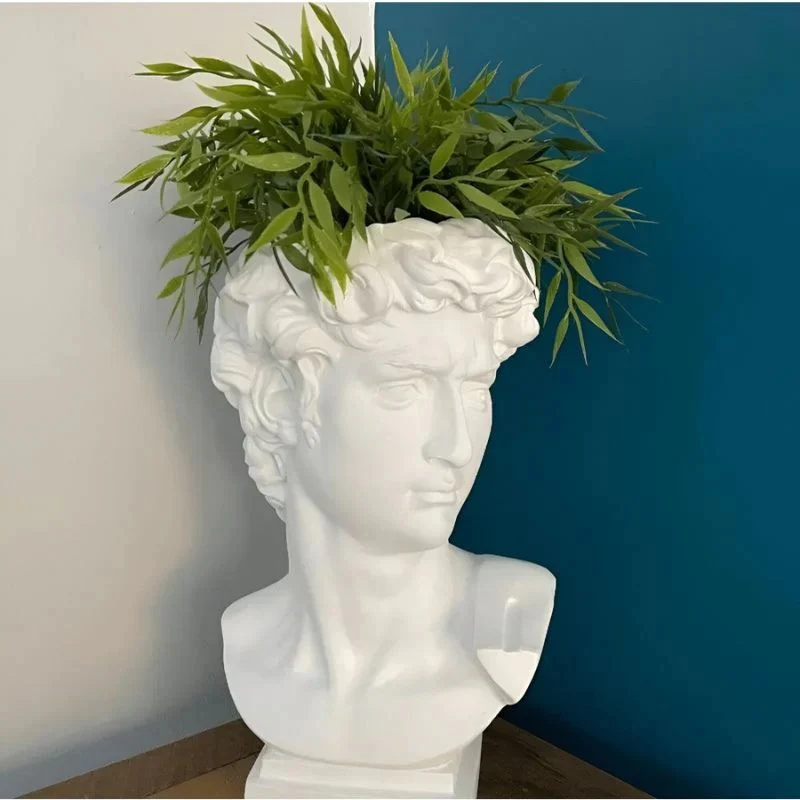 FiguRina – Decorative Flower Pot in Human Shape - Image 7