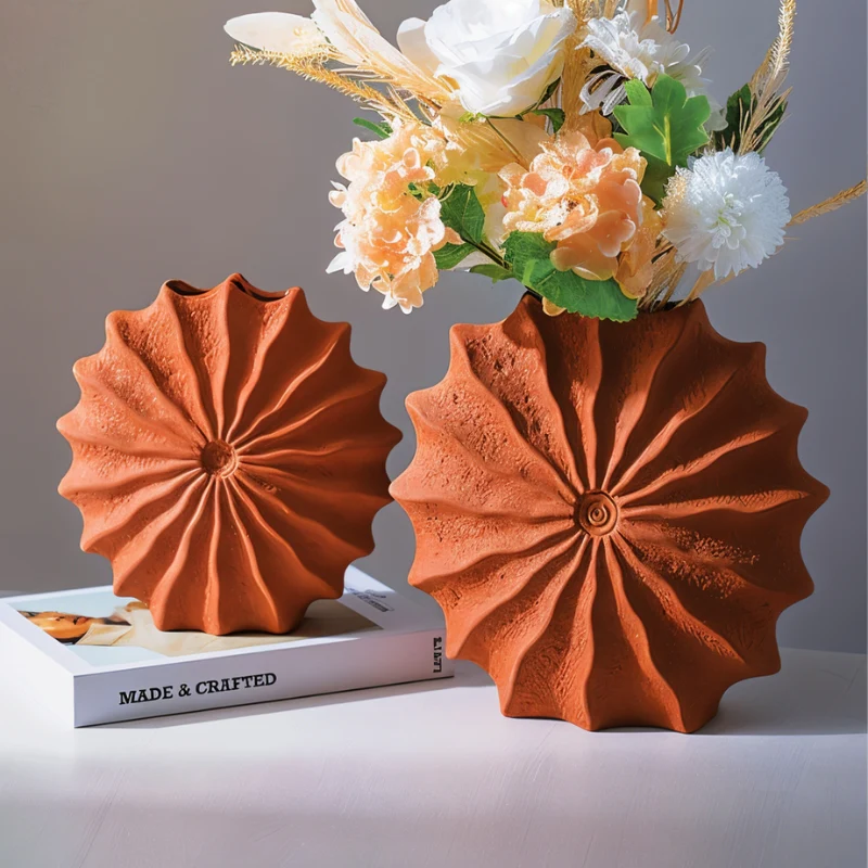 GeoBloom – Decorative Flower Vase with Round Geometric Pleated Design - Image 4