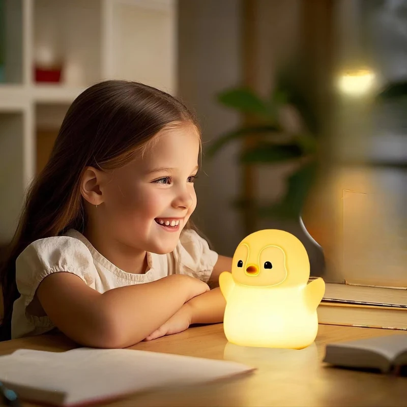 GlowPenguin – LED Table Lamp Penguin Rechargeable - Image 3