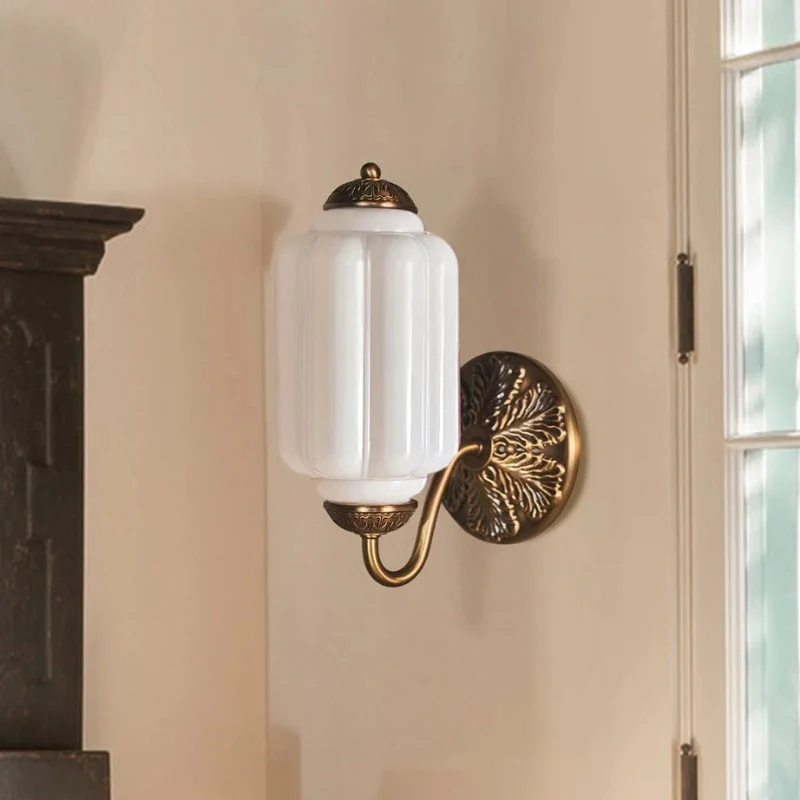 GlowPump – LED Wall Lamp with Pumpkin and Curved Stand Design - Image 3