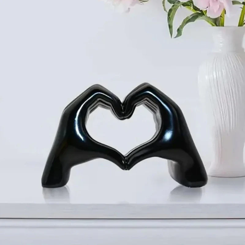 HeartAura – Heart Figurine with Finger-Heart Design - Image 3