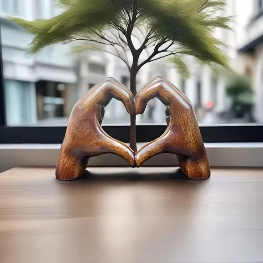 HeartCraft – Handmade Love Symbol Sculpture for Decoration - Image 6
