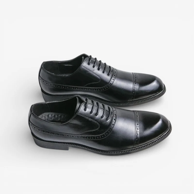 Jason – Round Toe Shoes & Adjustable Laces