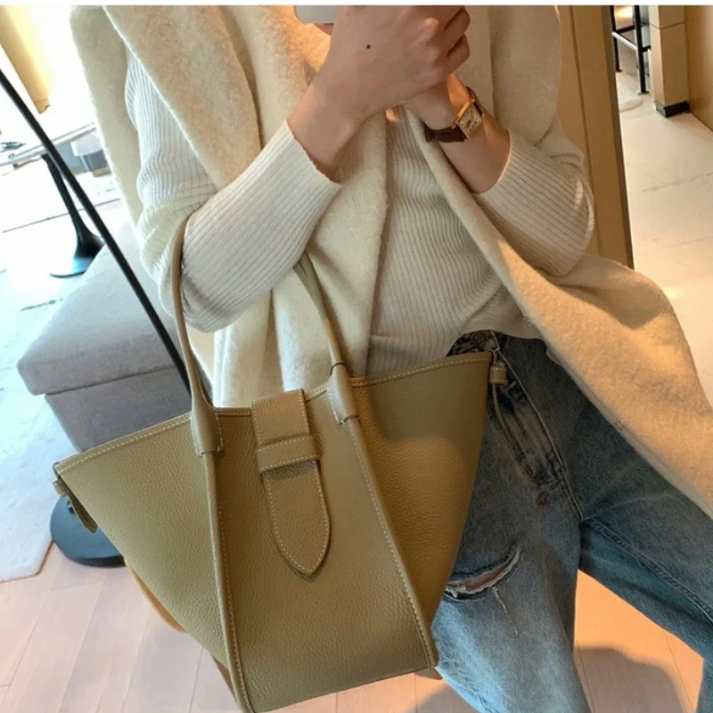 Jessica – Bucket Handbag with Adjustable Shoulder Strap & Handle - Image 6
