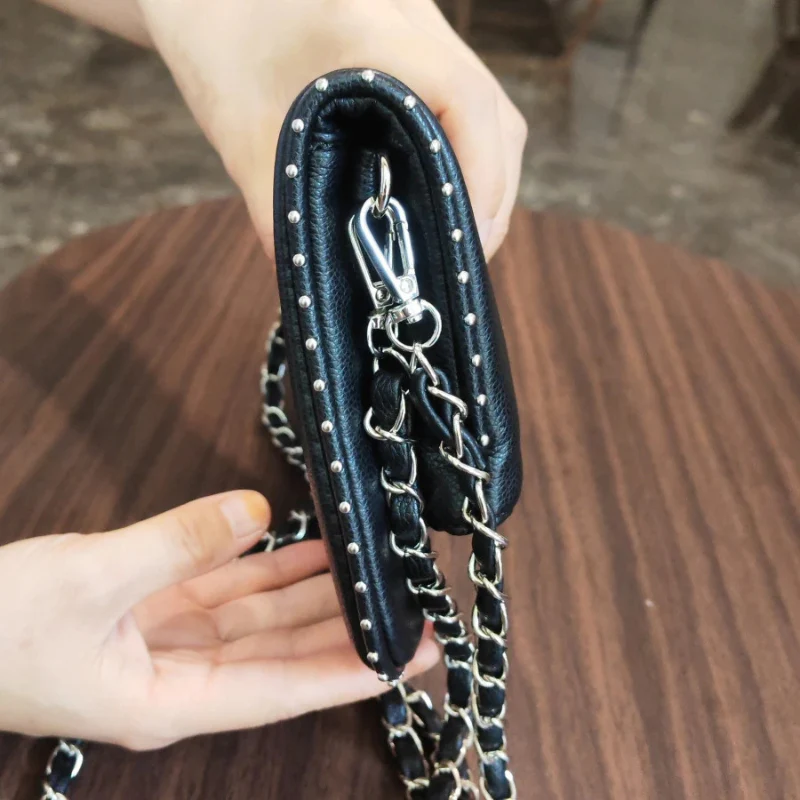 Jessica – Shoulder Bag with Chain Straps & Zip Pockets - Image 7