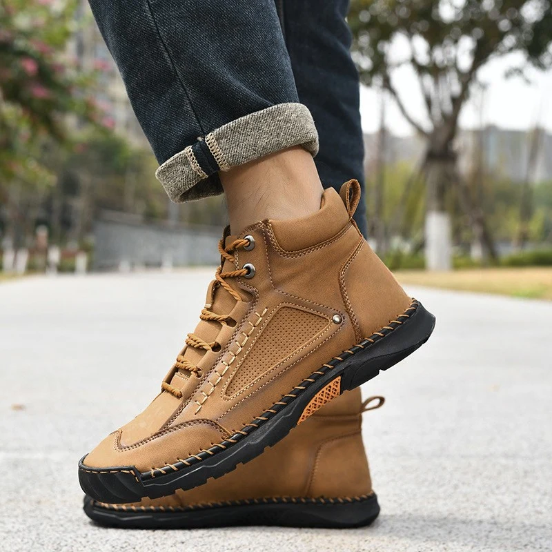 Leo – Men's Round Toe Sneaker with Adjustable Laces - Image 6