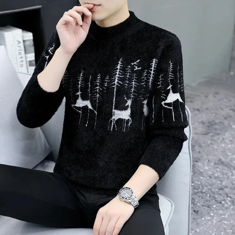 Liam – Men's Round Neck Sweater with Animal Print - Image 5
