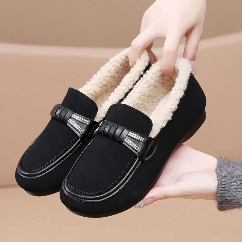 Lily – Round Toe Shoes with Anti-Slip Grip and Fur Design - Image 6