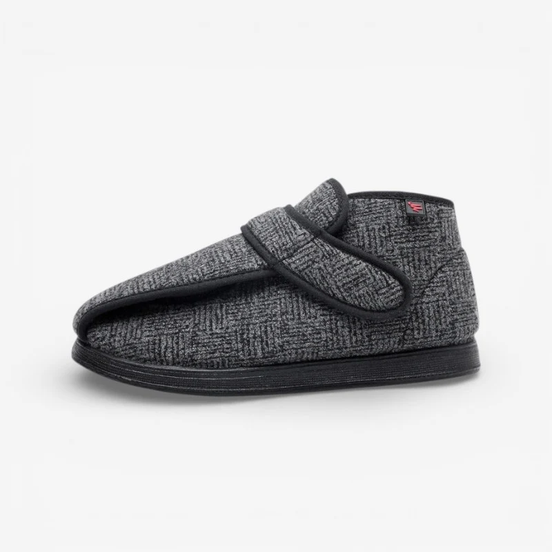 Lucas – Round Toe Shoes with Decorative Pattern