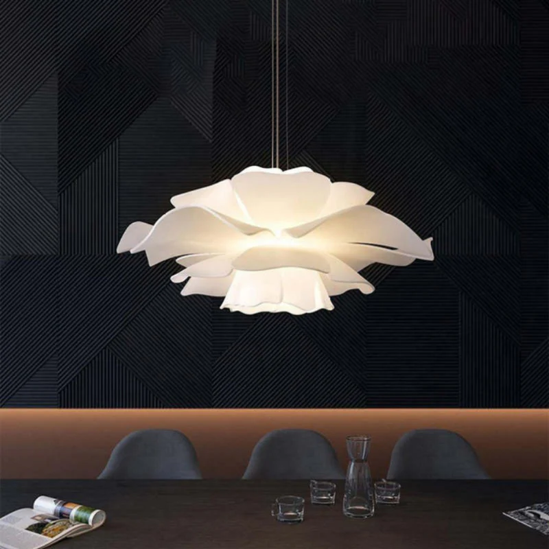 LumaBloom – Ceiling lamp with flower-shaped pendant - Image 2