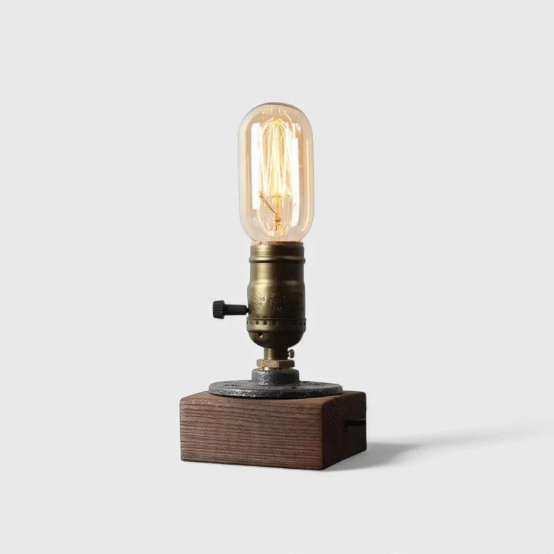 LumaClassic – Table lamp with an antique finish and a sturdy base
