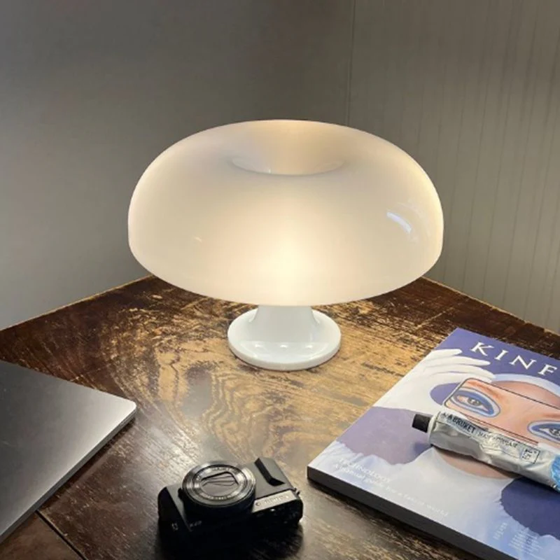LumiGlow – LED Table Lamp Mushroom Design - Image 3