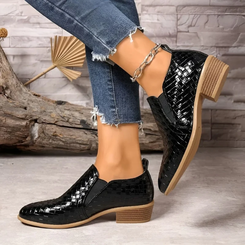 Luna – Women's Shoes with Round Toe & Zigzag Pattern - Image 6