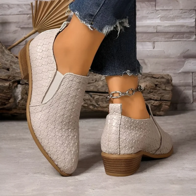 Luna – Women's Shoes with Round Toe & Zigzag Pattern - Image 9