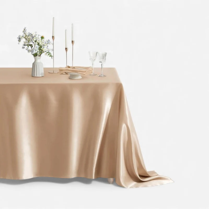 LuxeSatin – Washable tablecloth with a smooth satin look - Image 3
