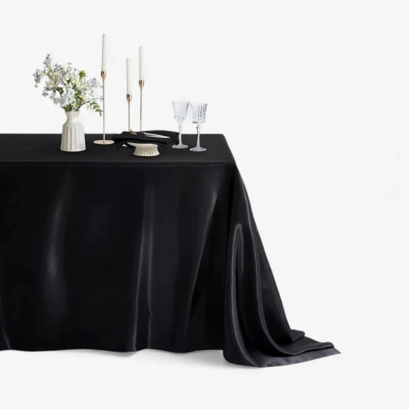 LuxeSatin – Washable tablecloth with a smooth satin look - Image 4