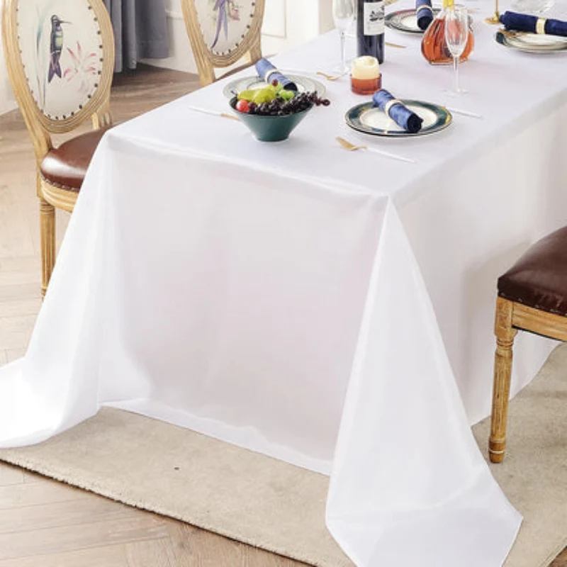 LuxeSatin – Washable tablecloth with a smooth satin look - Image 6