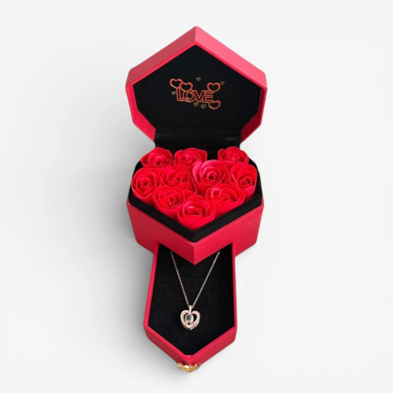 Jewellery Box with Heart-Inspired Necklace
