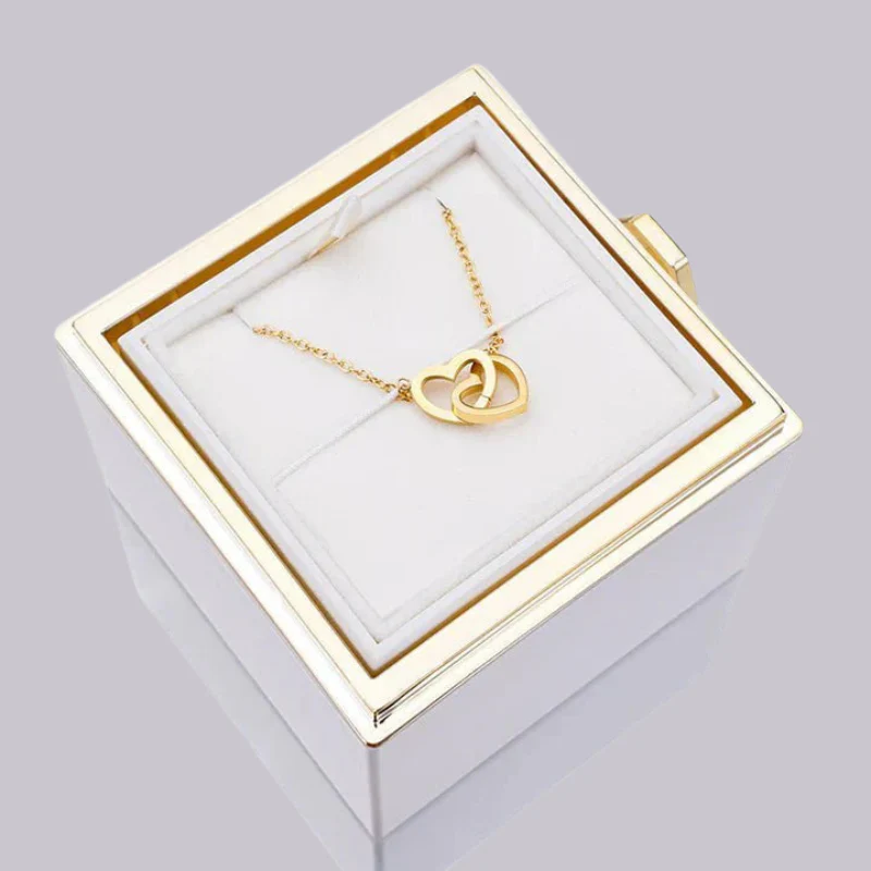 Rose Box with Heart Pendant Necklace - Image 12