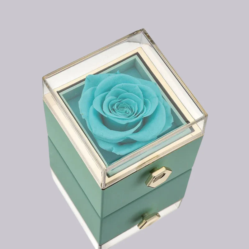 Rose Box with Heart Pendant Necklace - Image 9