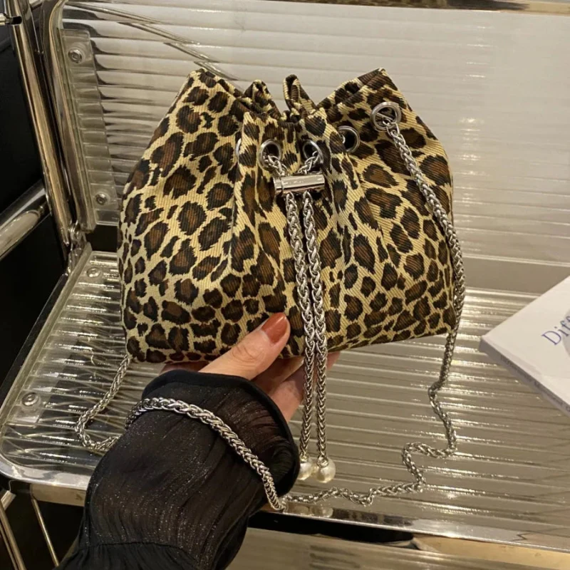 Nola – Women's Handbag - Image 4