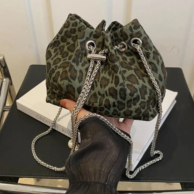 Nola – Women's Handbag - Image 5