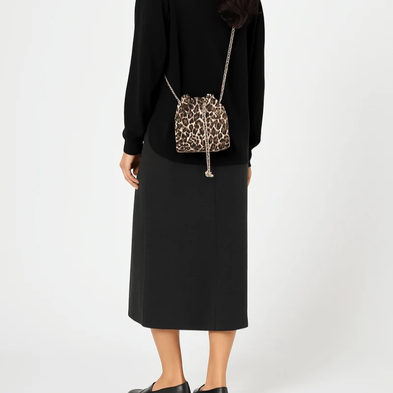 Nola – Women's Handbag - Image 8