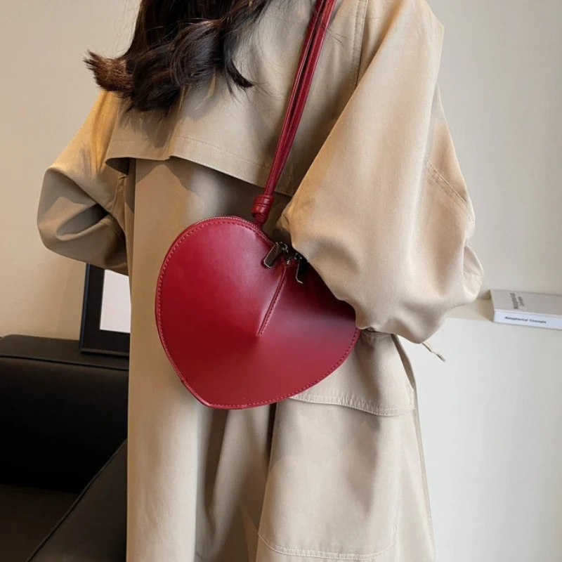 Nora – Women's Heart-Shaped Shoulder Bag with Adjustable Shoulder Strap - Image 7