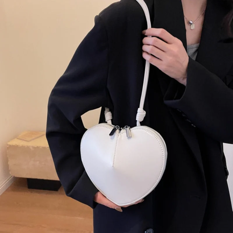 Nora – Women's Heart-Shaped Shoulder Bag with Adjustable Shoulder Strap - Image 9