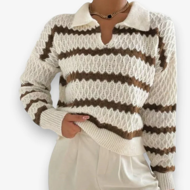 Norah – Long-sleeved sweater with a pullover collar and ribbed cuffs