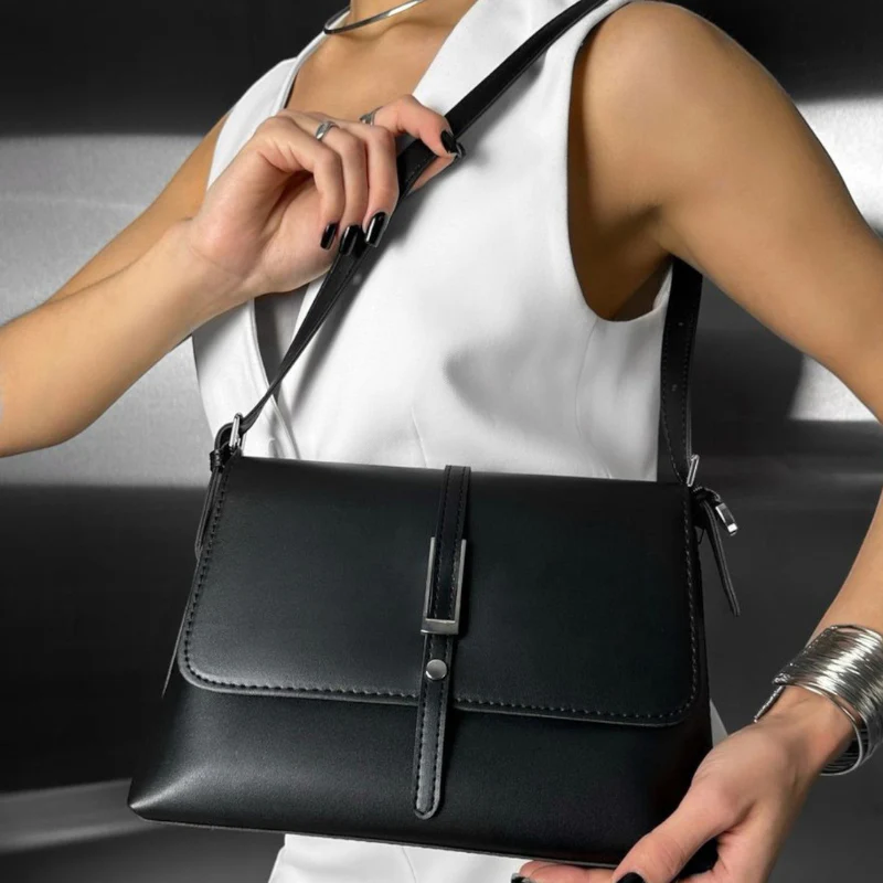 Olivia – Women's Bag with Buckle Closure & Adjustable Shoulder Strap - Image 4