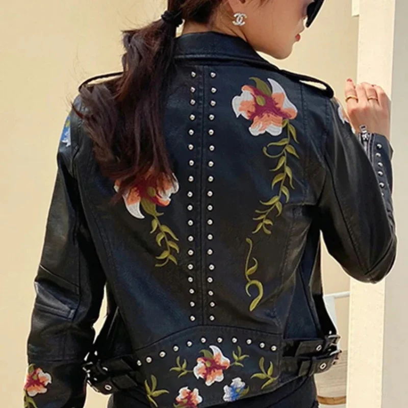 Olivia – Zip-Up Jacket with Floral Pattern - Image 3
