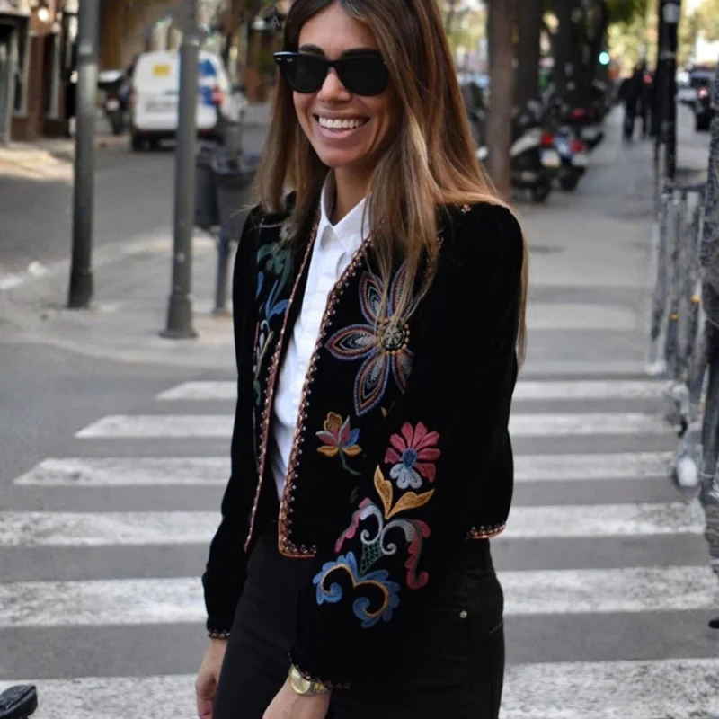Olivia – Long Sleeve Jacket with Floral Print - Image 5