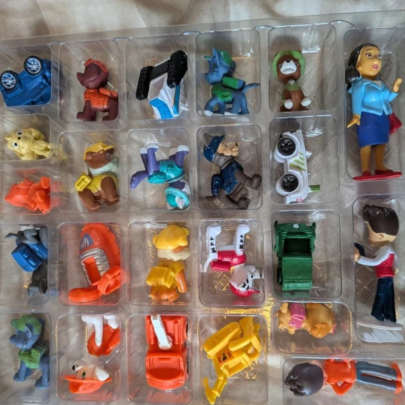 PawTime – Countdown calendar with collectible figures - Image 2