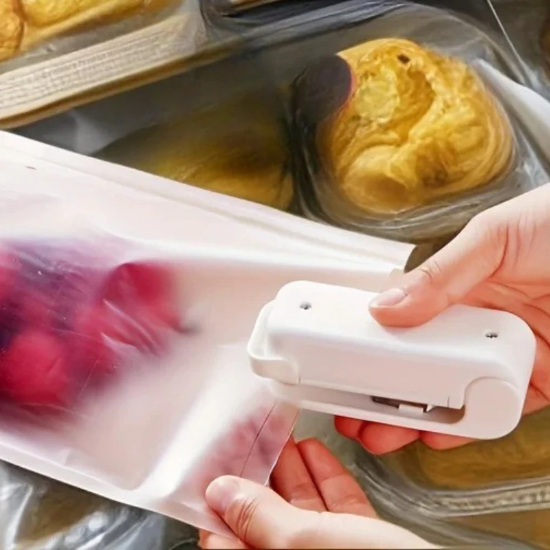 SealPro – Heat Sealing Machine with Hand Press Design - Image 4