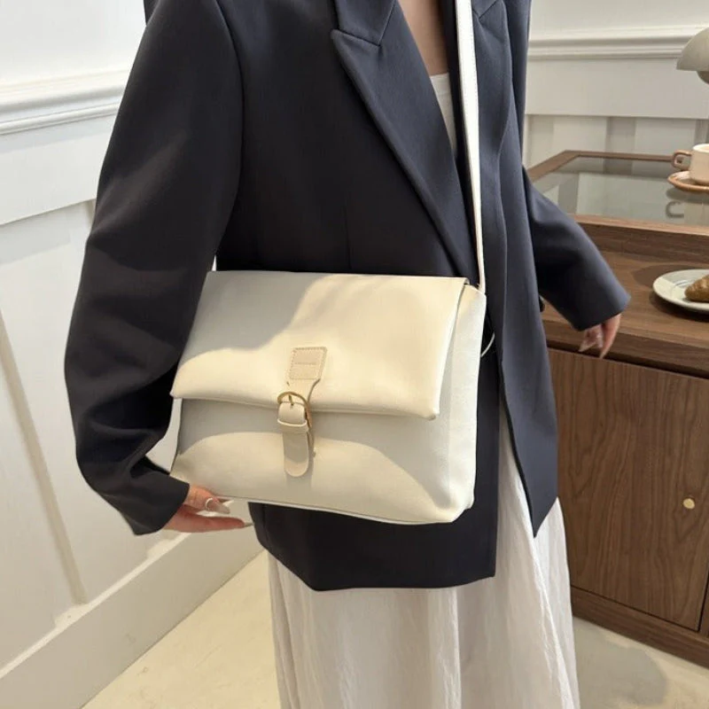 Sienna – Large Shoulder Bag with Adjustable Strap - Image 9