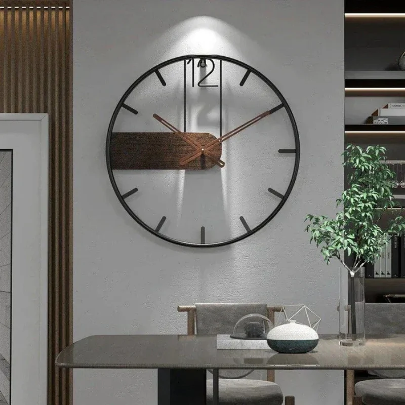 SilentTime – Round Wall Clock with Quartz Movement - Image 2