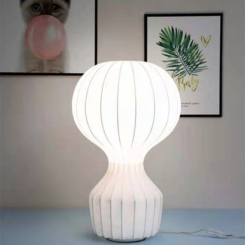 SkyGlow – LED Table Lamp Hot Air Balloon Design - Image 2